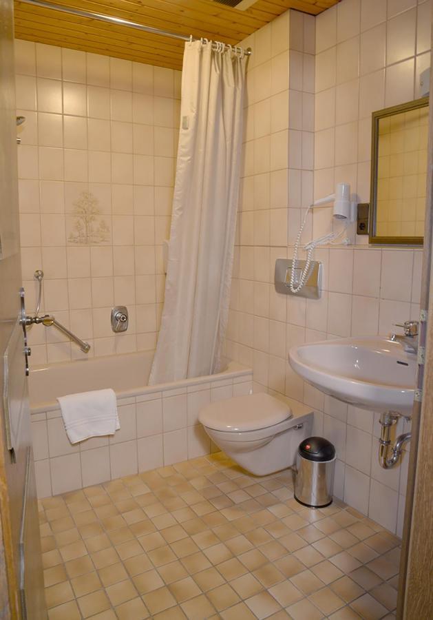 Hotelgasthof Schmucker Mossautal Exterior photo